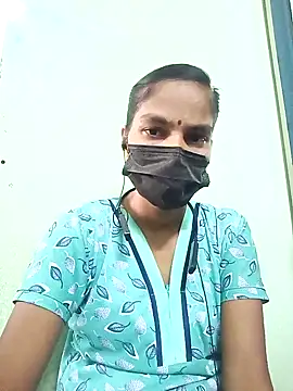 anusiya01 online show from 12/19/24, 11:07