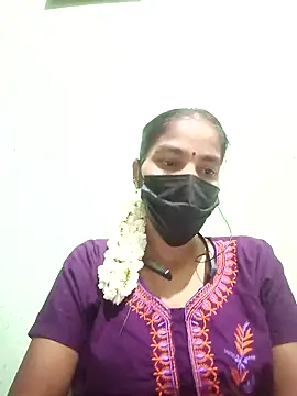 anusiya01 online show from 12/29/24, 01:38