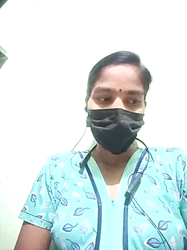 anusiya01 online show from 01/05/25, 06:02