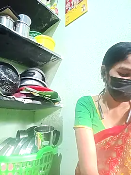 Snapshot of anusiya01 chatting on 09/13/25, 02:11 anusiya01 online show from 09/13/25, 02:11