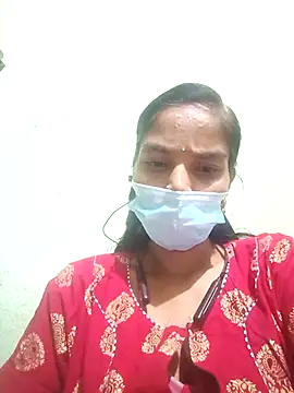 Snapshot of anusiya01 chatting on 11/13/25, 04:39 anusiya01 online show from 11/13/25, 04:39