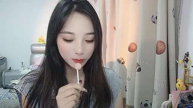 ooo   mimi online show from 12/04/24, 01:09