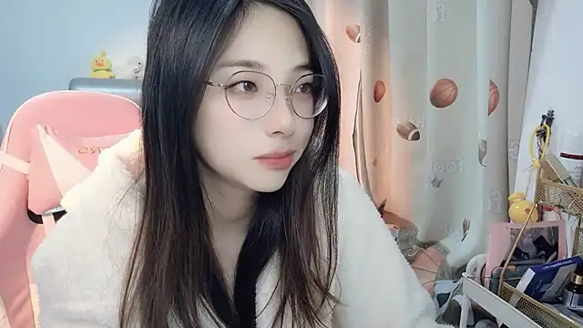 ooo   mimi online show from 12/18/24, 02:10