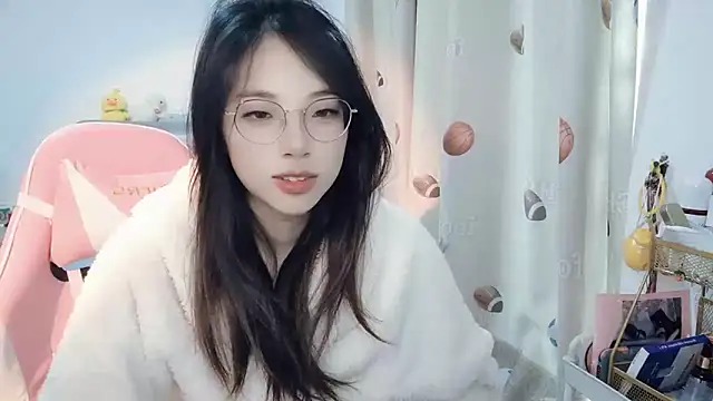 ooo   mimi online show from 12/20/24, 02:19
