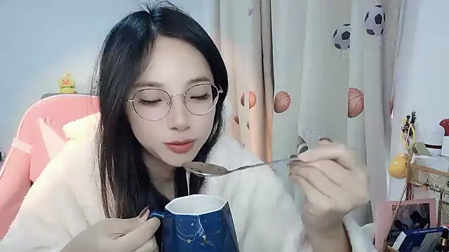 ooo   mimi online show from 12/23/24, 02:13