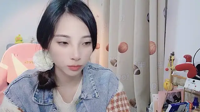 ooo   mimi online show from 12/28/24, 11:09