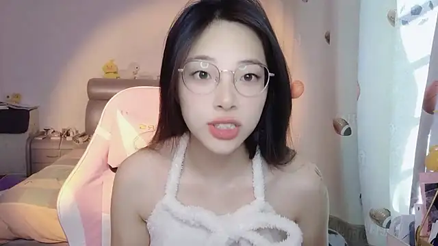 ooo   mimi online show from 01/04/25, 02:35