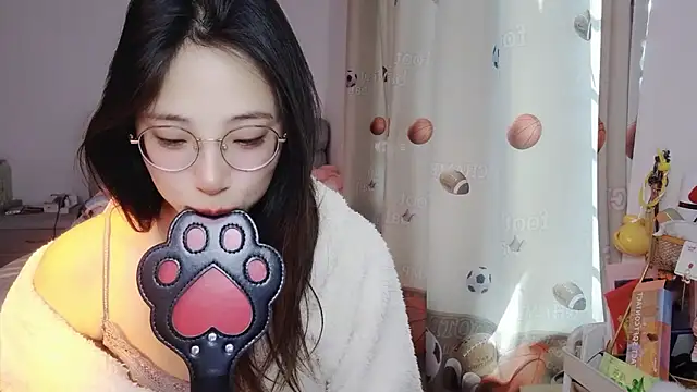 ooo   mimi online show from 01/13/25, 02:07