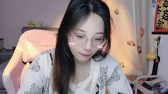 ooo   mimi online show from 01/19/25, 02:57