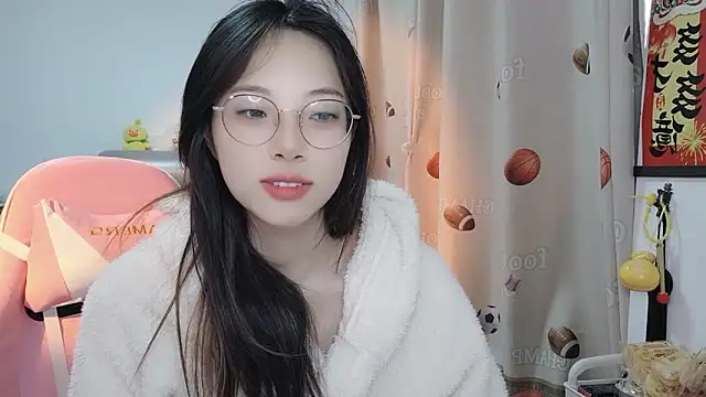 ooo   mimi online show from 02/11/25, 01:52
