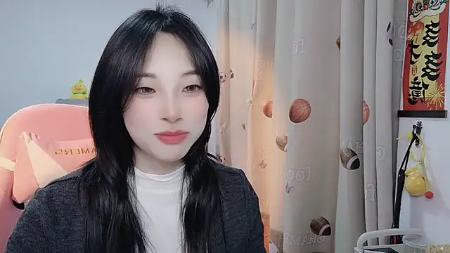 ooo   mimi online show from 02/17/25, 11:34