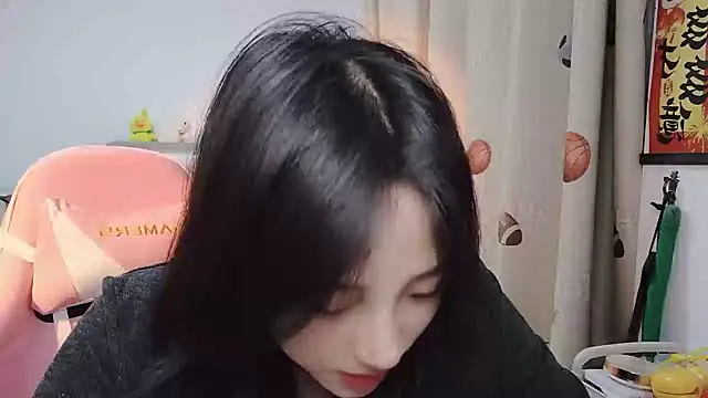 ooo   mimi online show from 02/25/25, 02:03