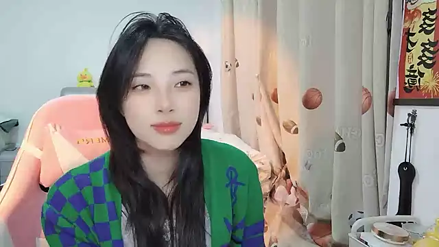 ooo   mimi online show from 02/26/25, 11:41