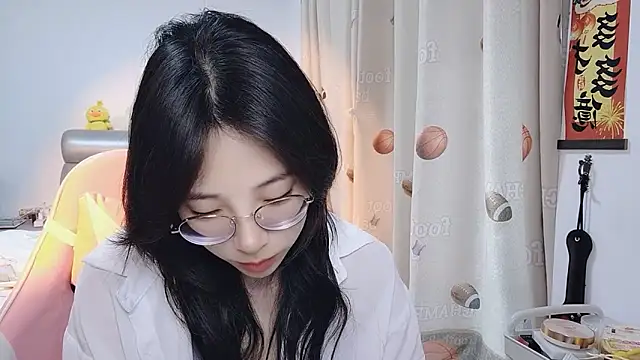 ooo   mimi online show from 03/03/25, 02:15