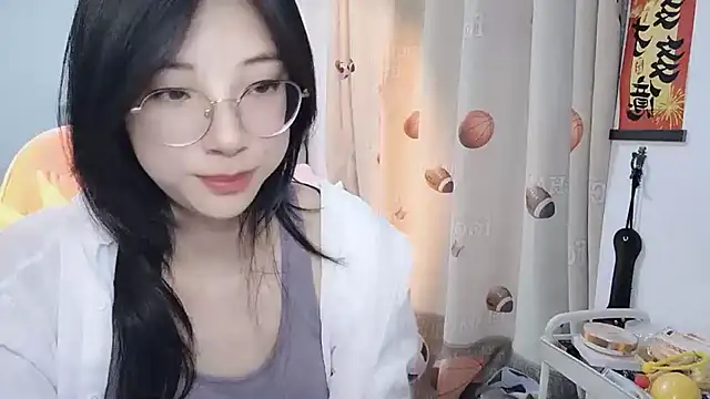 ooo   mimi online show from 03/03/25, 11:44