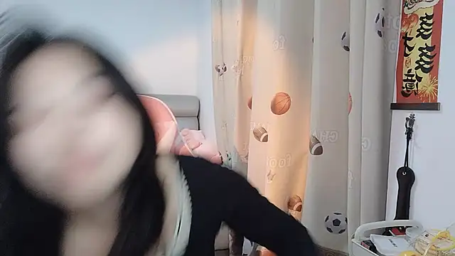 ooo   mimi online show from 03/06/25, 02:09