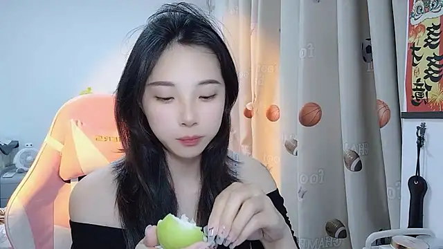 ooo   mimi online show from 03/13/25, 11:30