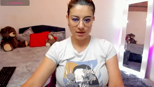 oliviacarltonn  online show from 01/24/25, 08:11