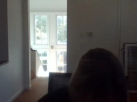 camdanz777 online show from 10/27/25, 05:39