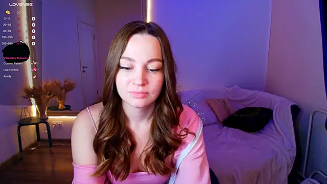 Snapshot of an6elica chatting on 09/27/25, 02:27 an6elica online show from 09/27/25, 02:27