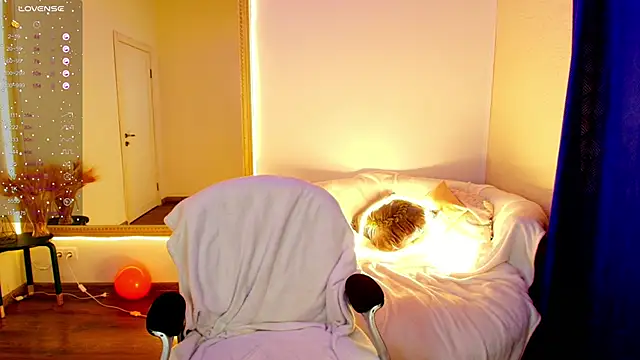 an6elica online show from 11/08/25, 02:45