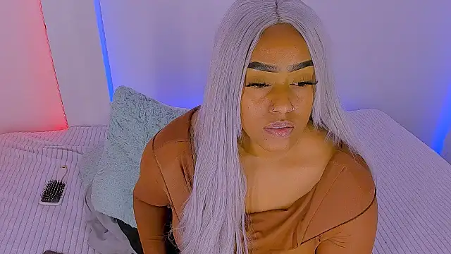 Emily Williams12 online show from 06/21/26, 01:52