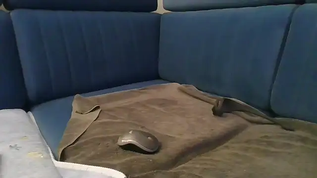 Snapshot of axecoman60 chatting on 02/22/25, 09:04 axecoman60 online show from 02/22/25, 09:04