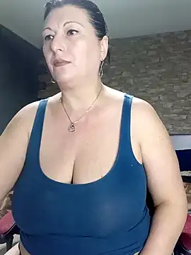 Leylaaxxx online show from 02/04/25, 03:26