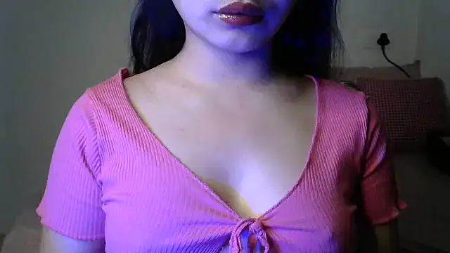 Snapshot of amrita2210 chatting on 01/08/26, 06:43 amrita2210 online show from 01/08/26, 06:43