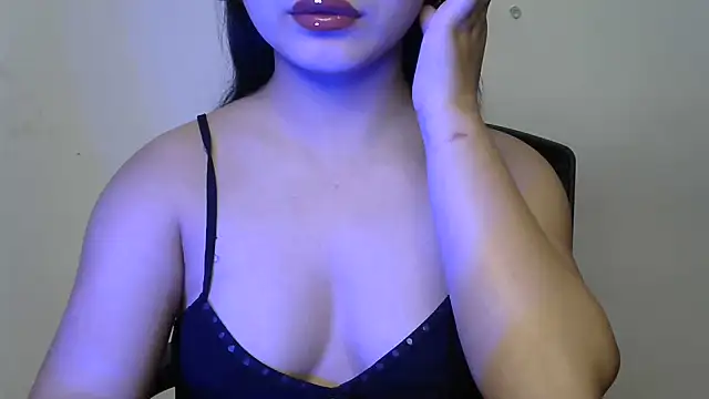 Snapshot of amrita2210 chatting on 06/03/26, 07:30 amrita2210 online show from 06/03/26, 07:30