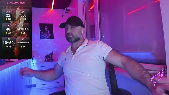 MAGABEAR077 online show from 12/05/25, 09:51