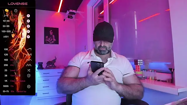 MAGABEAR077 online show from 05/17/26, 08:12