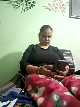 Kavya kapoor online show from 01/27/25, 04:54