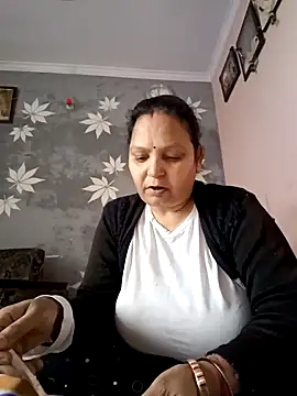 Kavya kapoor online show from 02/02/25, 04:26