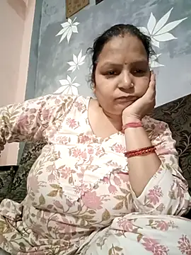 Kavya kapoor online show from 02/18/25, 04:48