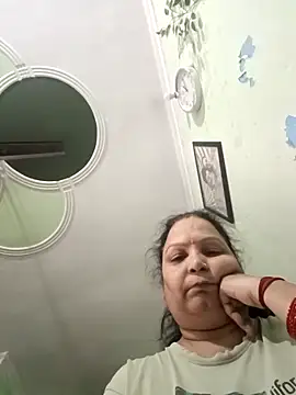 Kavya kapoor online show from 11/21/25, 07:40