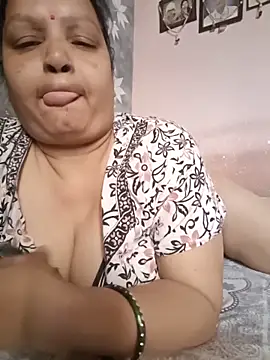 Kavya kapoor online show from 06/14/26, 02:24