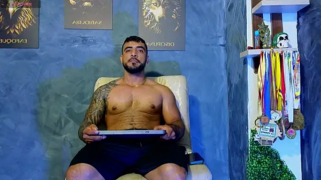 ERIC HARRISON online show from 09/19/25, 02:57