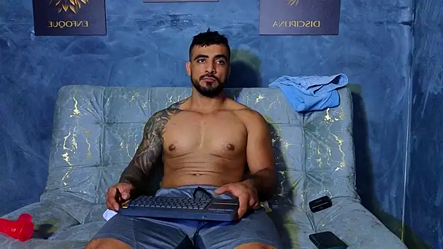 ERIC HARRISON online show from 09/30/25, 01:32