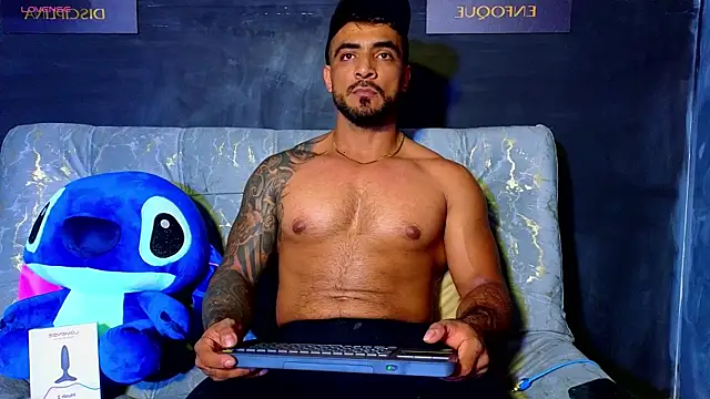 ERIC HARRISON online show from 10/21/25, 01:39