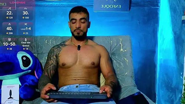 Snapshot of ERIC_HARRISON chatting on 11/11/25, 04:34 ERIC HARRISON online show from 11/11/25, 04:34