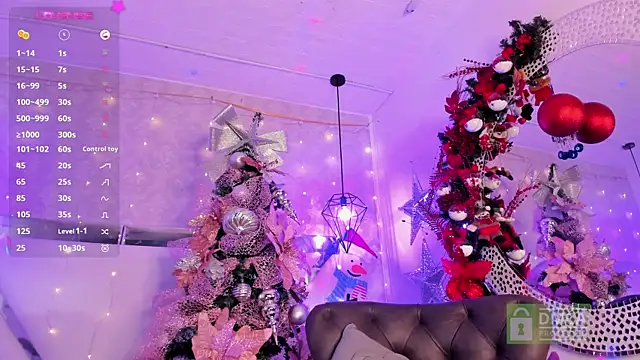 Snapshot of EmilyLeah_ chatting on 12/23/24, 08:14 EmilyLeah online show from 12/23/24, 08:14