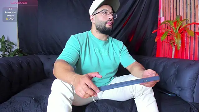 Luke  09 online show from 01/04/25, 12:49