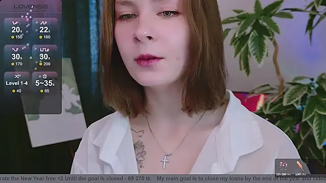 Snapshot of Pink_SeaGul chatting on 12/11/24, 01:06 Pink SeaGul online show from 12/11/24, 01:06
