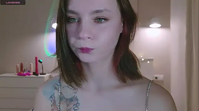 Snapshot of Pink_SeaGul chatting on 01/11/25, 04:46 Pink SeaGul online show from 01/11/25, 04:46