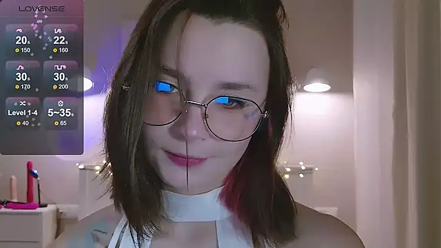 Snapshot of Pink_SeaGul chatting on 01/12/25, 05:11 Pink SeaGul online show from 01/12/25, 05:11