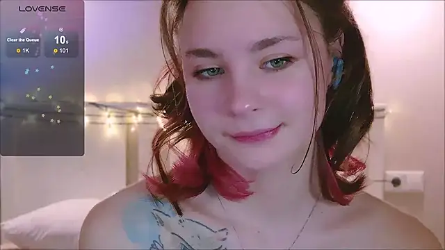 Snapshot of Pink_SeaGul chatting on 03/11/25, 06:52 Pink SeaGul online show from 03/11/25, 06:52
