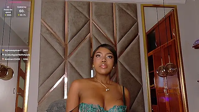 Lola King online show from 01/17/25, 05:11