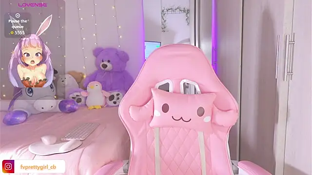 Snapshot of urfavprettygirl chatting on 11/11/25, 06:57 urfavprettygirl online show from 11/11/25, 06:57