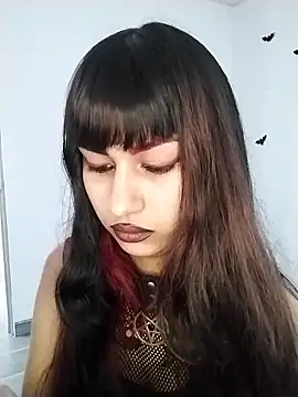 Little-Lucifer online show from 10/04/25, 06:39